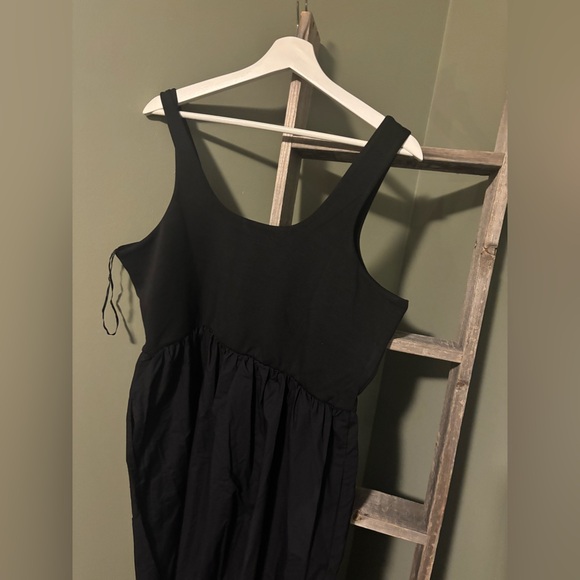 Banana Republic Mixed Media Midi Dress - Picture 8 of 8